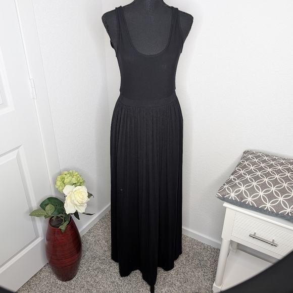 MAEVE BY ANTHRO black jersey knit maxi dress S -  threedaughtersproperties.com